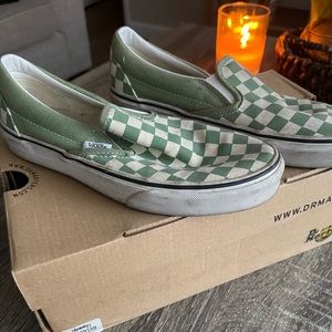 vans classic slip on checkerboard shoe